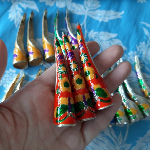 19 Finger Nail Tip Claw Rings - Picture 4 of 4